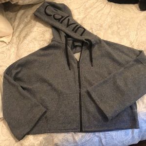 Cropped hoodie